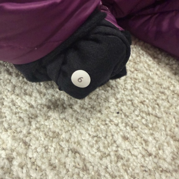 Lululemon Reversible Get down Vest - Picture 5 of 5